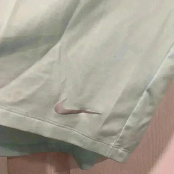 Nike Women’s Seafoam Dri-Fit Short Sleeve Slash Collar Logo Tee Size Small - Picture 5 of 9